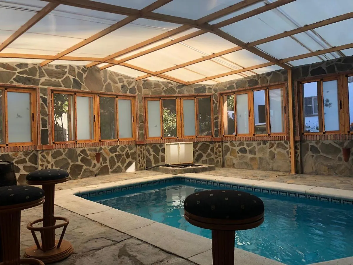 Chalet Casa Rural Cristina- Piscina Climatizada Malaga